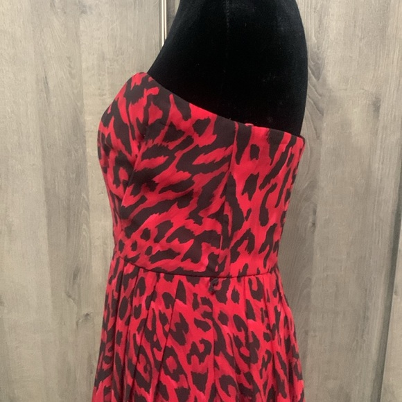 White House Black Market Red & Black Leopard Print Strapless Dress Womens Size 2 - Picture 7 of 9